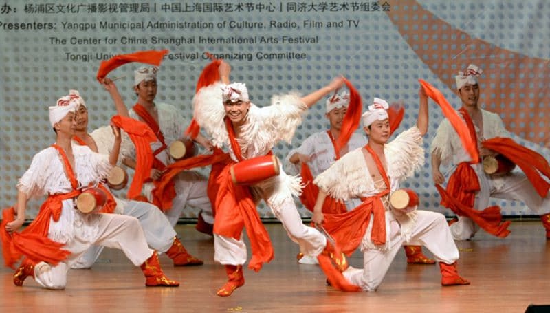 外场氛围：舞狮、锣鼓、军乐队、腰鼓等(图7)